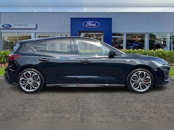 Used Ford Focus 2023 for sale - 79253801: Photo