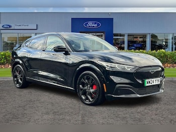 2024 - PREMIUM | Adaptive Cruise Control | Heated Seats/Wheel | BLIS | Leather Sea 5-Door