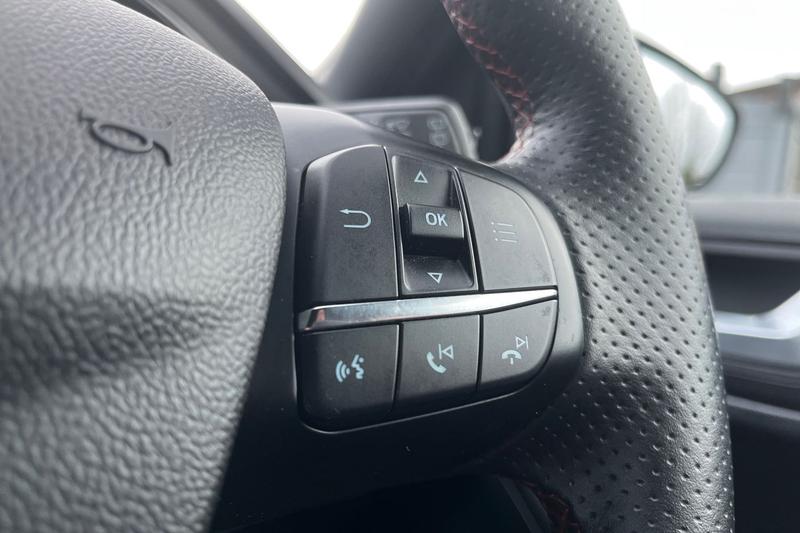 Used Ford Focus 2021 for sale - 77176405: Photo 40