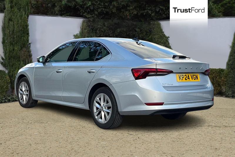Used Skoda Octavia 2024 for sale - 76968516: Photo 2