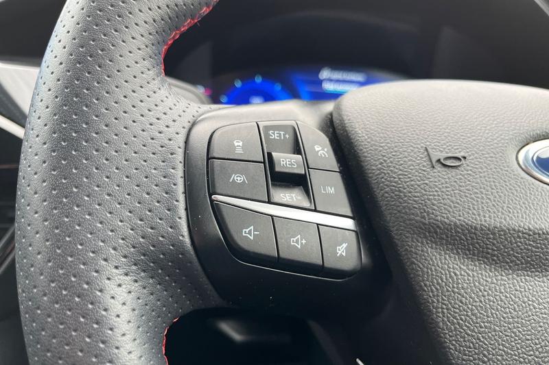 Used Ford Kuga 2021 for sale - 77718704: Photo 39