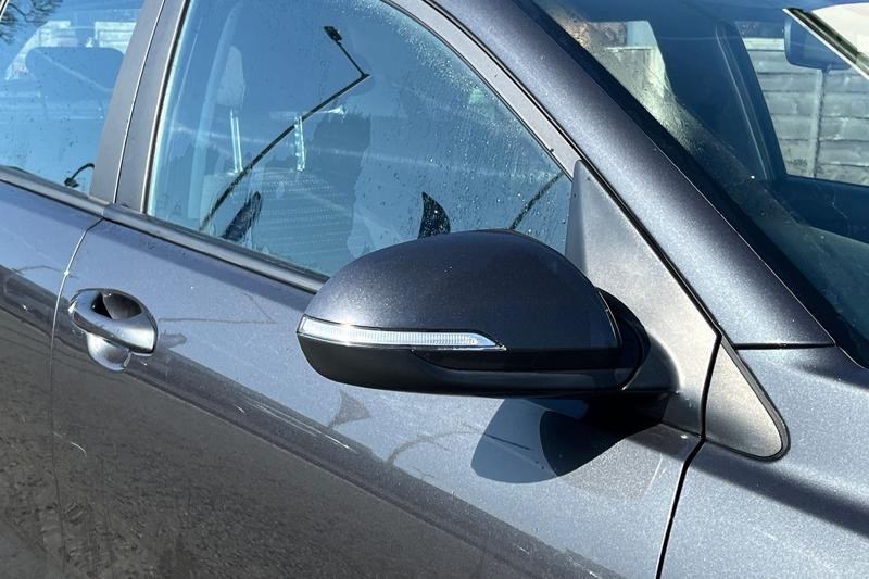 Used Kia Stonic 2019 for sale - 78064089: Photo 29