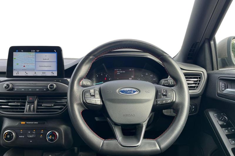 Used Ford Focus 2019 for sale - 76184401: Photo 11