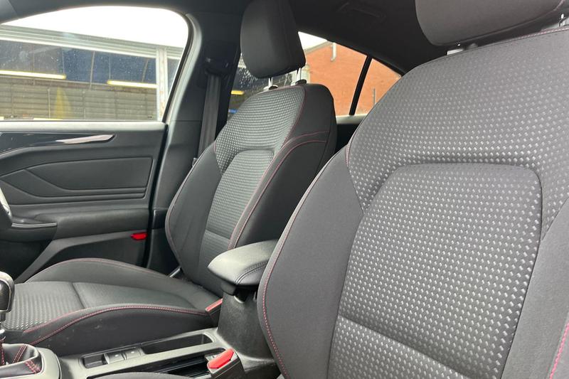 Used Ford Focus 2019 for sale - 76184401: Photo 19