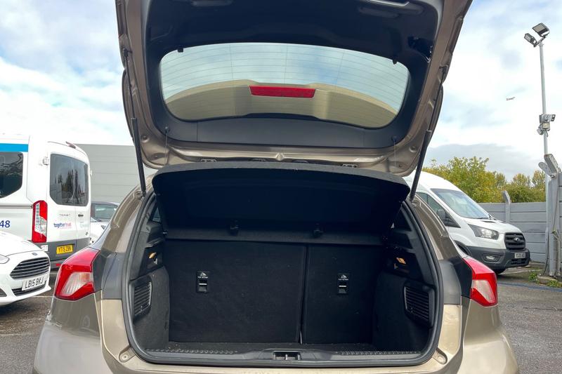 Used Ford Focus 2019 for sale - 76184401: Photo 21