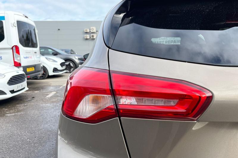 Used Ford Focus 2019 for sale - 76184401: Photo 24