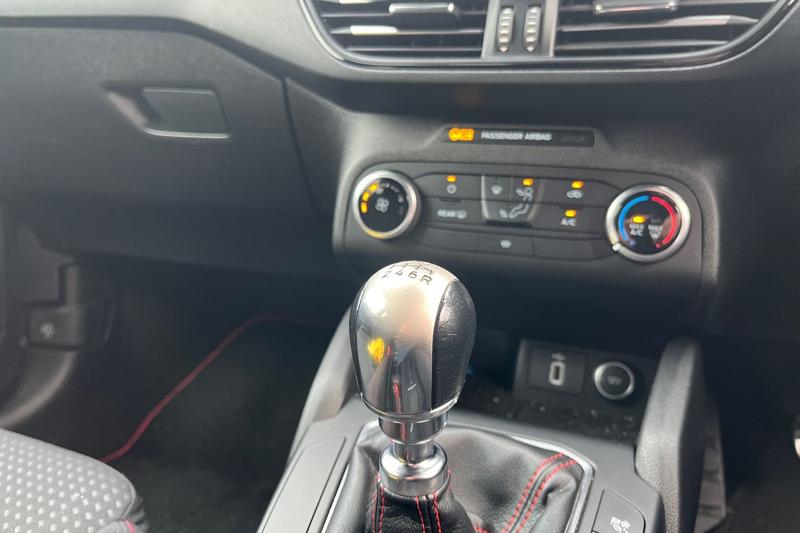 Used Ford Focus 2019 for sale - 76184401: Photo 36