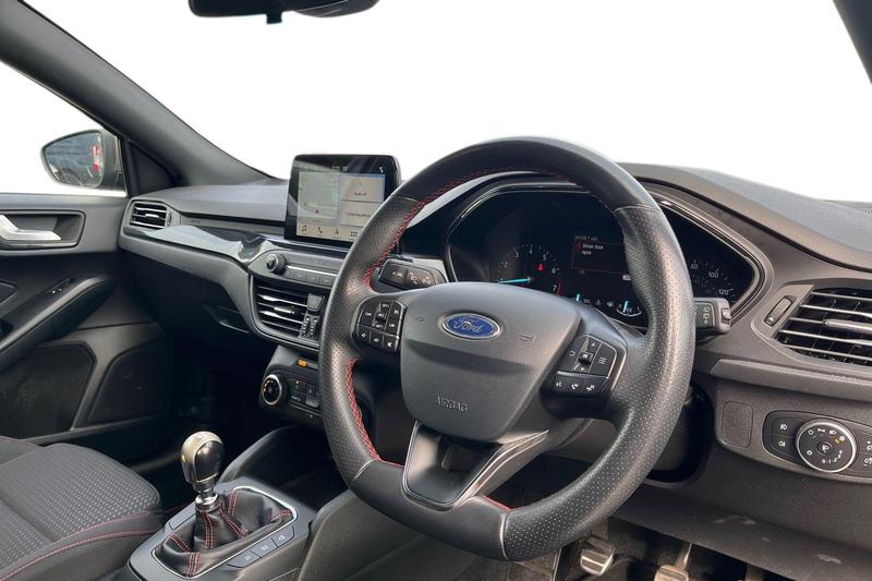 Used Ford Focus 2019 for sale - 76184401: Photo 9