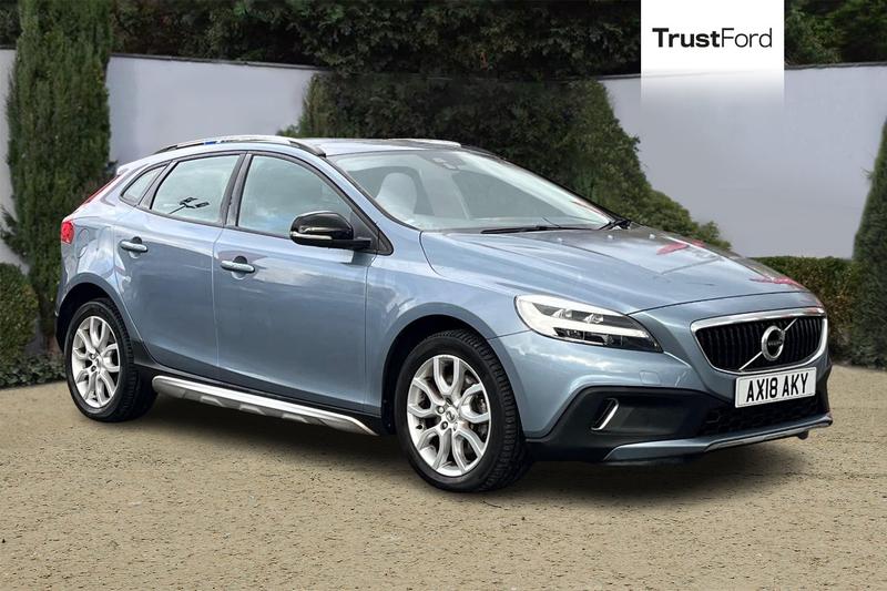 Used Volvo V40 2018 for sale - 76568481: Photo 1