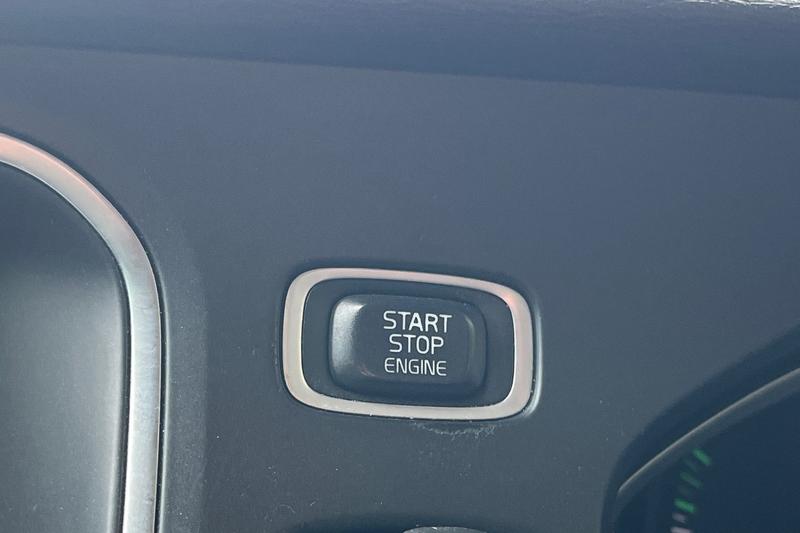 Used Volvo V40 2018 for sale - 76568481: Photo 35