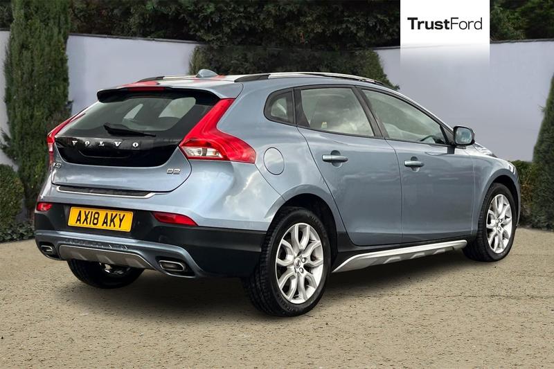 Used Volvo V40 2018 for sale - 76568481: Photo 4