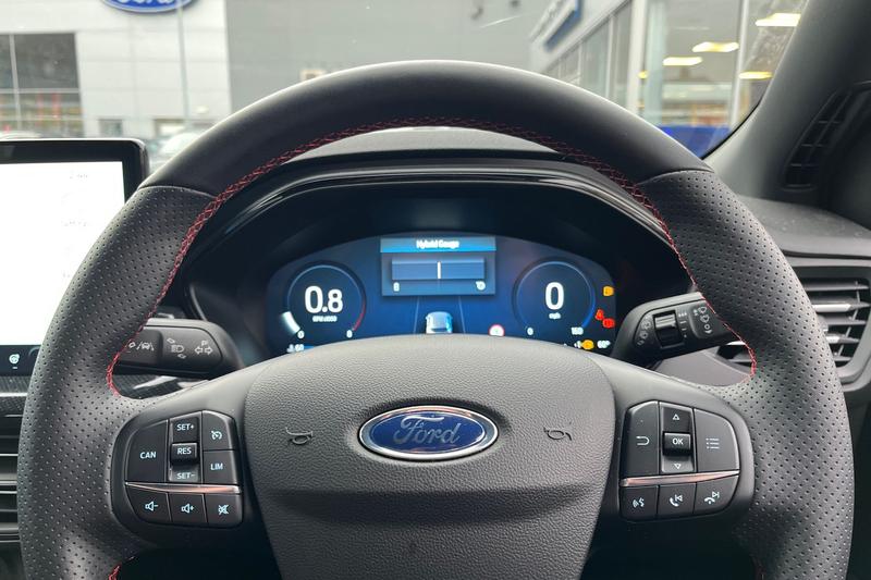 Used Ford Focus 2024 for sale - 76486512: Photo 12