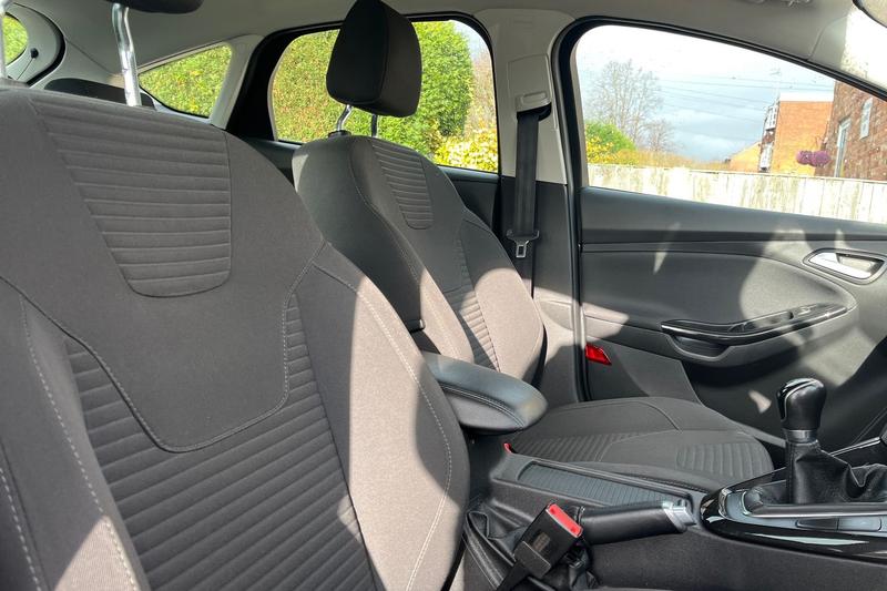 Used Ford Focus 2017 for sale - 77665773: Photo 17