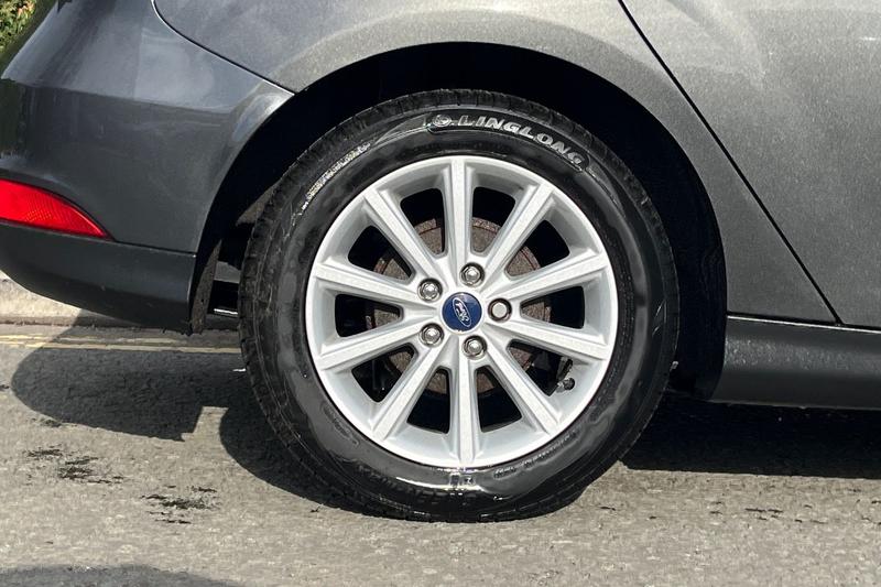 Used Ford Focus 2017 for sale - 77665773: Photo 8