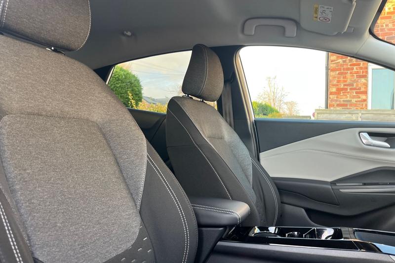 Used Ford Puma Gen-E 2025 for sale - 77152226: Photo 17