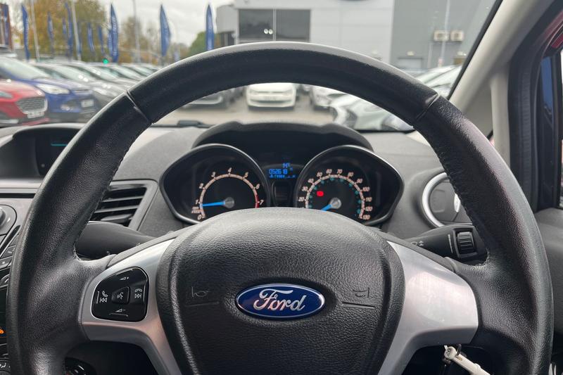 Used Ford Fiesta 2013 for sale - 76467620: Photo 12