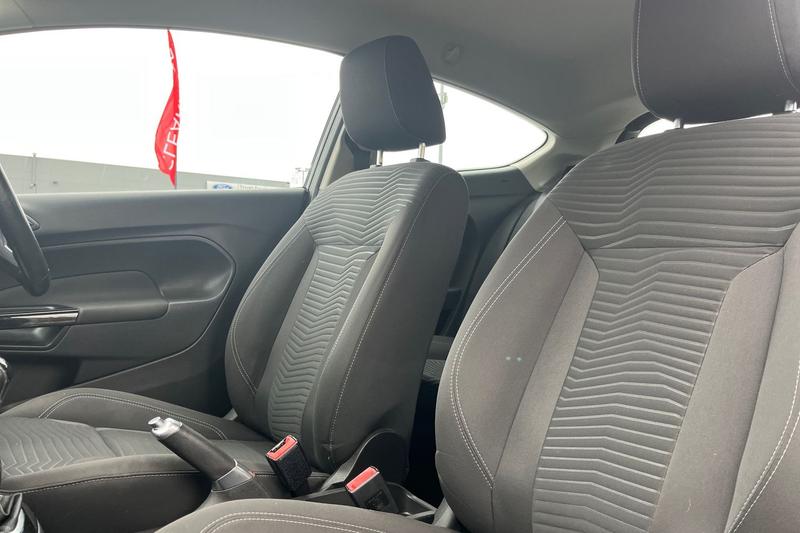 Used Ford Fiesta 2013 for sale - 76467620: Photo 19