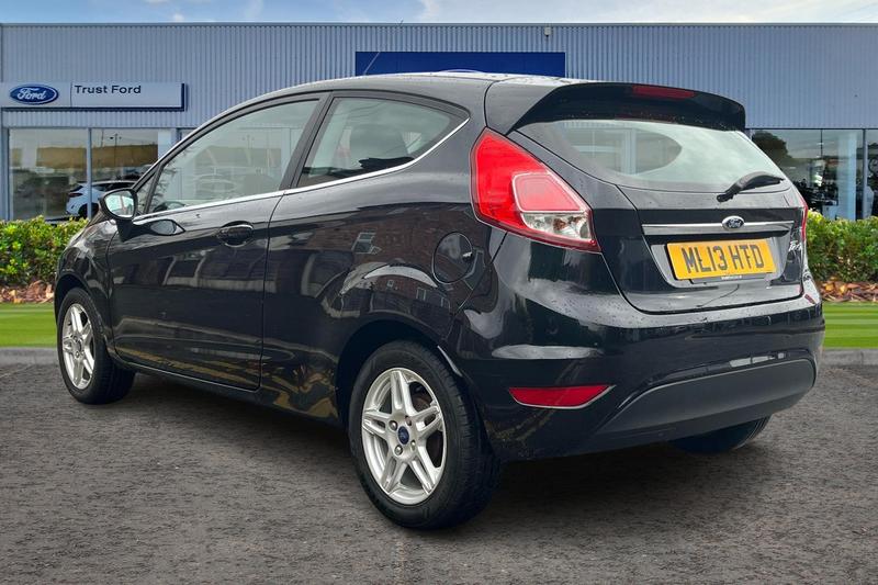 Used Ford Fiesta 2013 for sale - 76467620: Photo 2