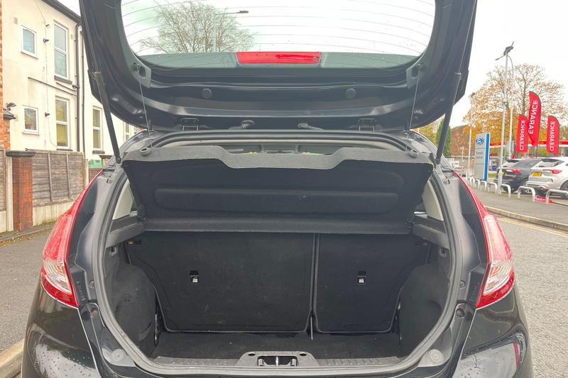 Used Ford Fiesta 2013 for sale - 76467620: Photo 21