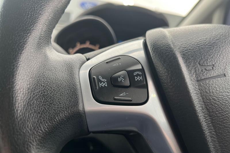 Used Ford Fiesta 2013 for sale - 76467620: Photo 38