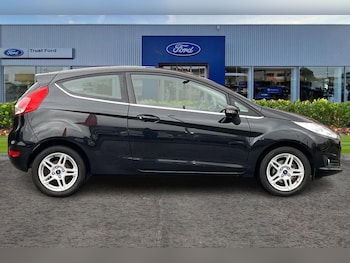Used Ford Fiesta 2013 for sale - 76467620: Photo