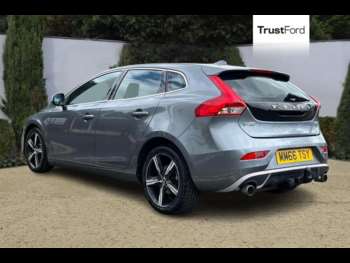 Used Volvo V40 2016 for sale - 75038929: Photo