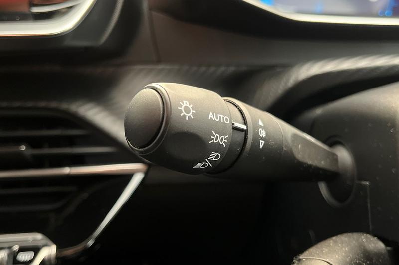 Used Peugeot 208 2023 for sale - 77306994: Photo 14