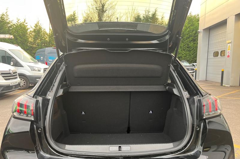 Used Peugeot 208 2023 for sale - 77306994: Photo 21