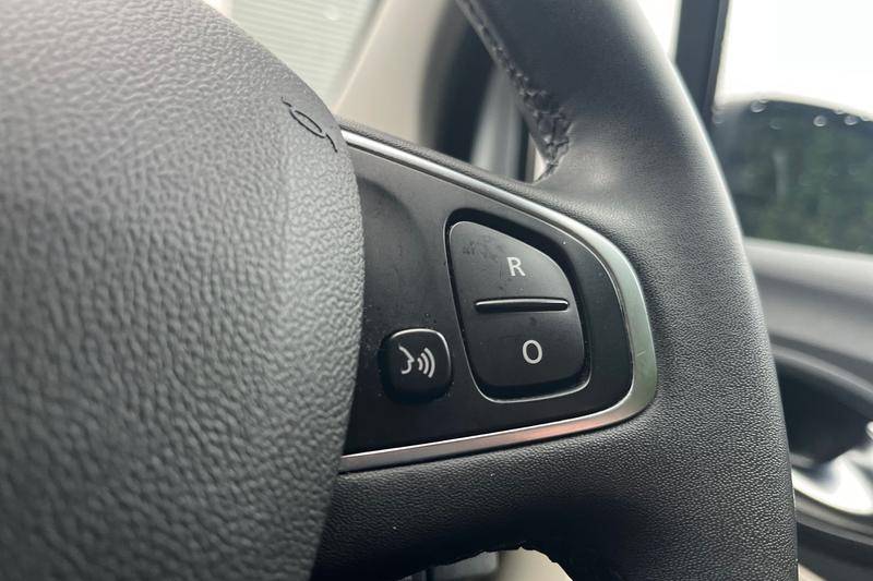 Used Renault Captur 2019 for sale - 77407054: Photo 38