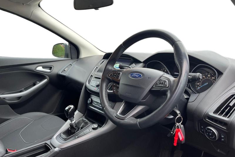 Used Ford Focus 2018 for sale - 77427321: Photo 9