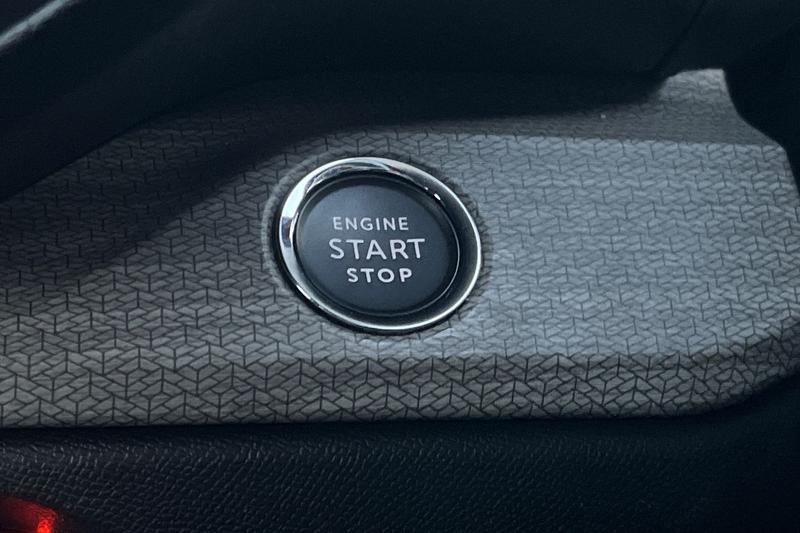 Used Citroen C5 X 2023 for sale - 76931215: Photo 37