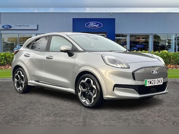 2025 - 123kW Premium 43kWh 5dr Auto