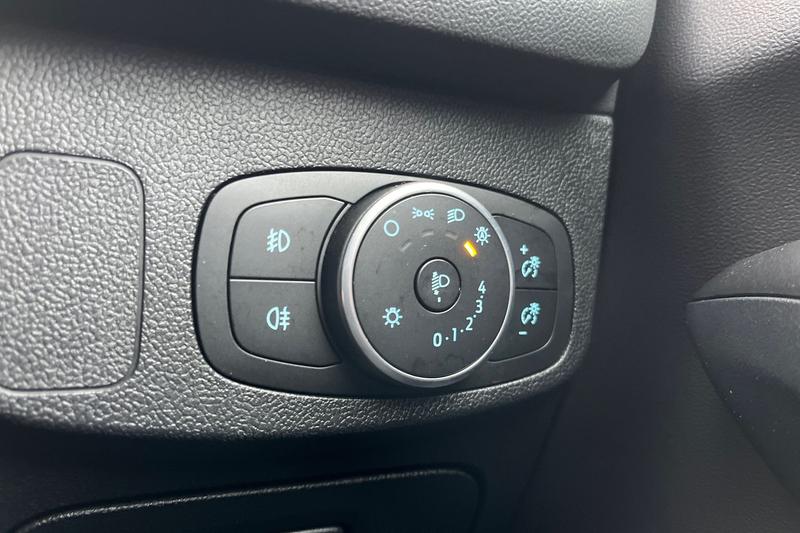 Used Ford Focus 2018 for sale - 76882489: Photo 30