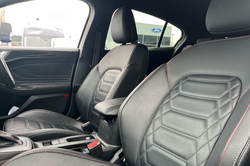 Used Ford Focus 2023 for sale - 76480437: Photo 19