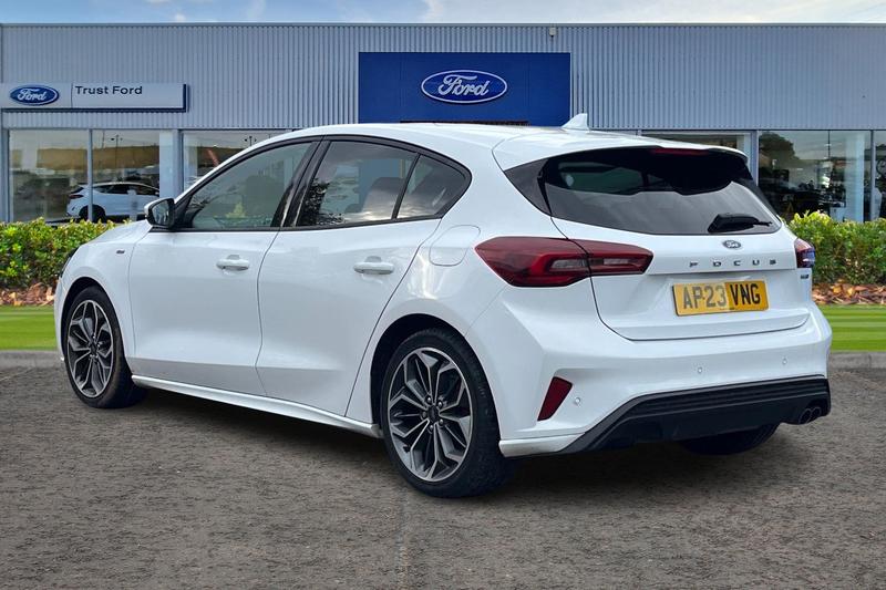 Used Ford Focus 2023 for sale - 76480437: Photo 2