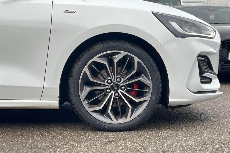 Used Ford Focus 2023 for sale - 76480437: Photo 8