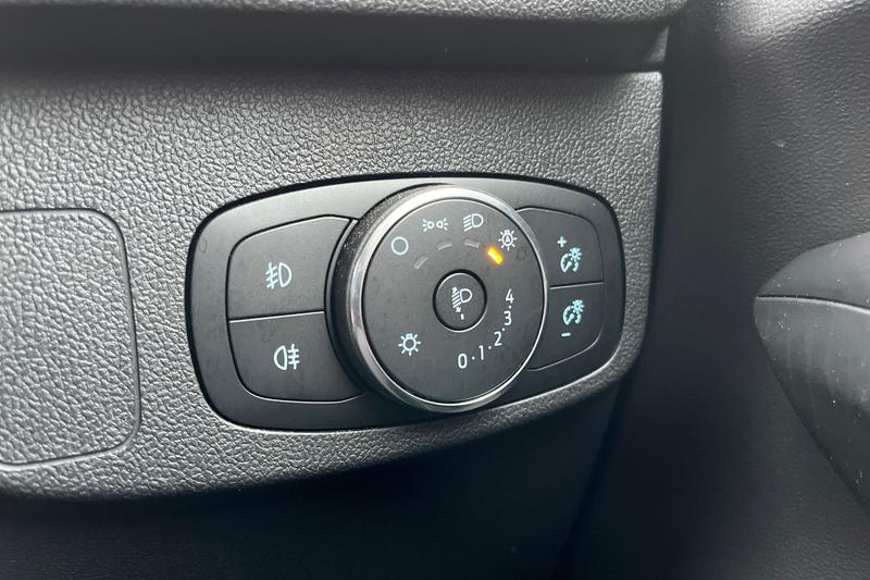 Used Ford Focus 2023 for sale - 78001274: Photo 30