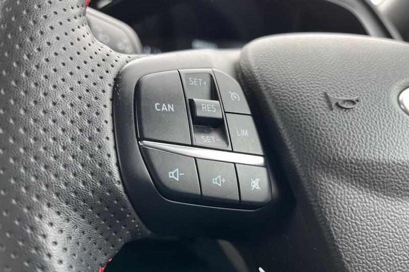 Used Ford Focus 2023 for sale - 78001274: Photo 39