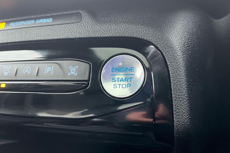 Used Ford Kuga 2025 for sale - 77487175: Photo 37