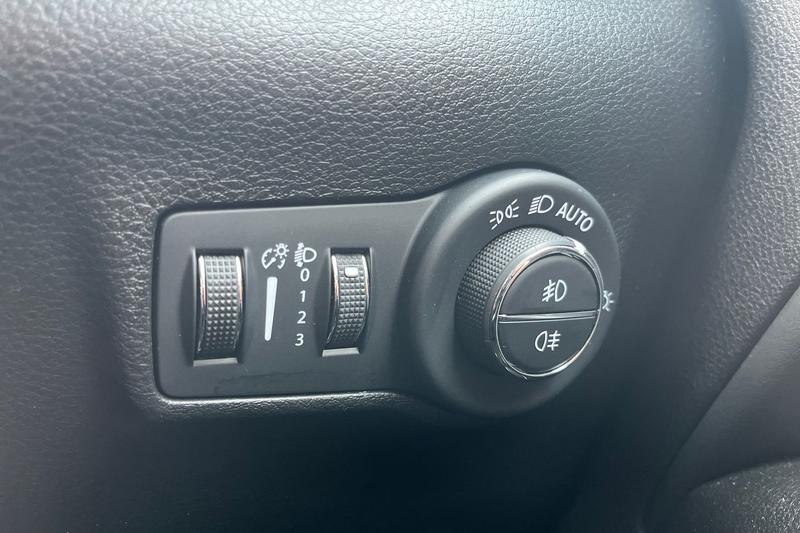 Used Jeep Compass 2022 for sale - 76255392: Photo 30