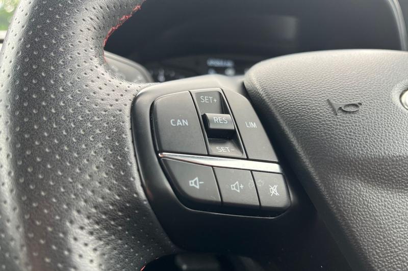 Used Ford Fiesta 2019 for sale - 78158178: Photo 38