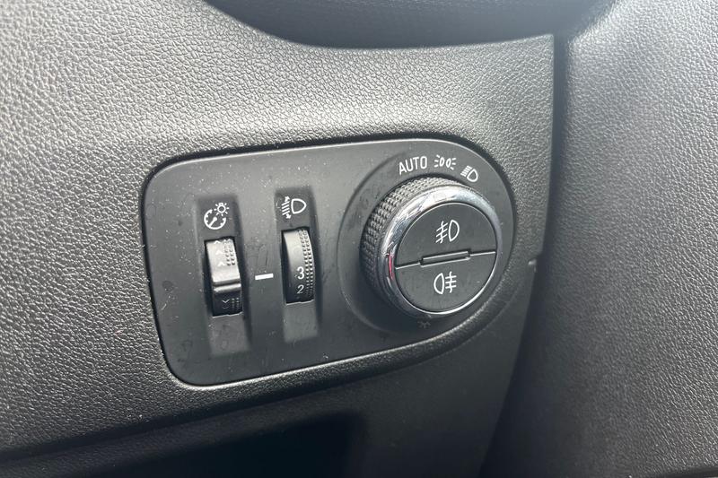 Used Vauxhall Crossland X 2019 for sale - 77407057: Photo 30