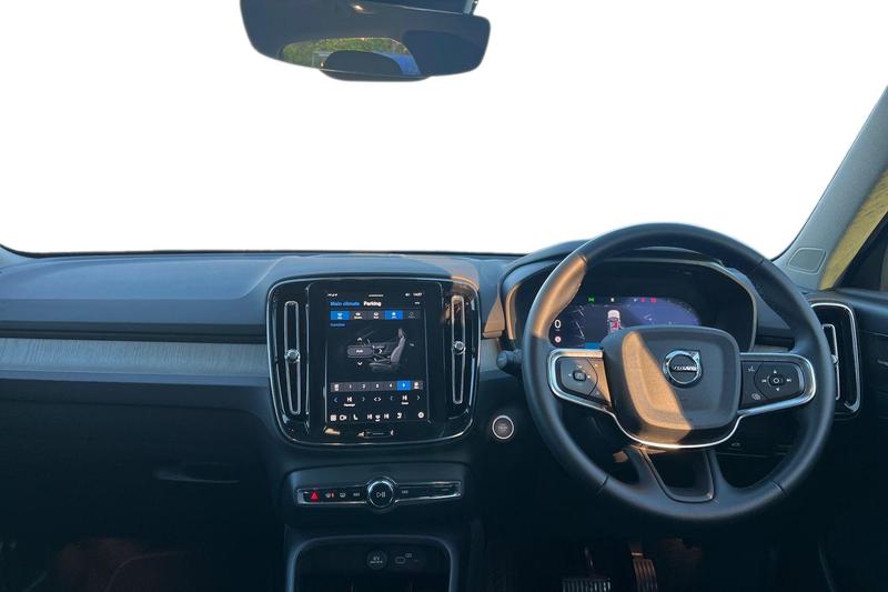 Used Volvo XC40 2025 for sale - 76647116: Photo 10