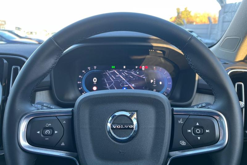 Used Volvo XC40 2025 for sale - 76647116: Photo 12