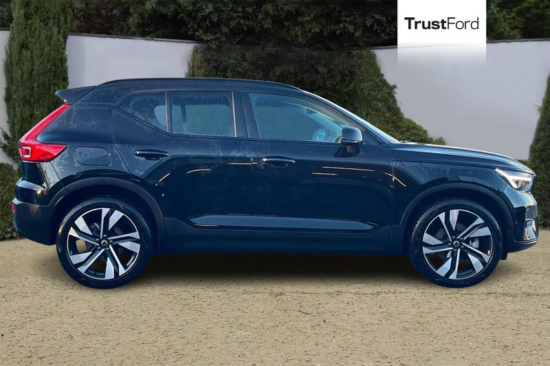 Used Volvo XC40 2025 for sale - 76647116: Photo 3