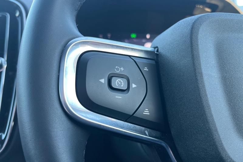 Used Volvo XC40 2025 for sale - 76647116: Photo 39