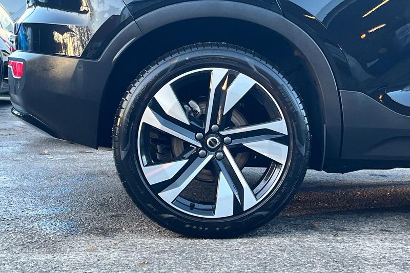 Used Volvo XC40 2025 for sale - 76647116: Photo 8