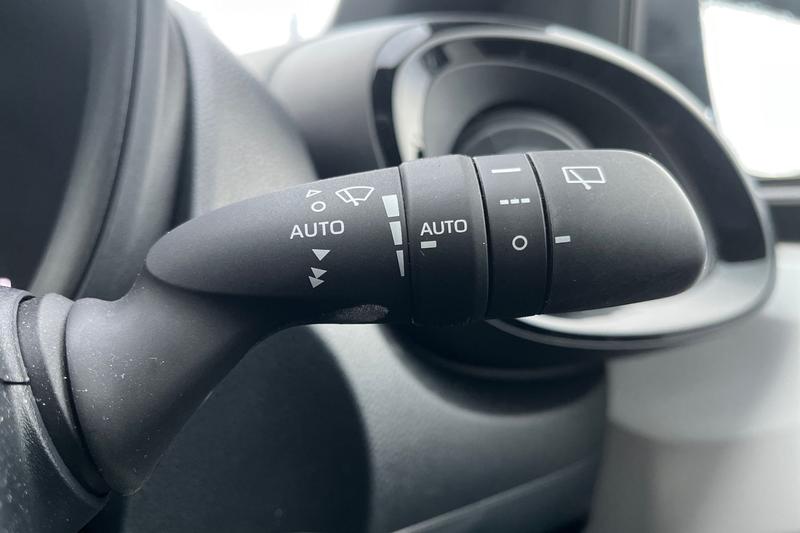 Used Toyota Aygo X 2023 for sale - 77036888: Photo 15