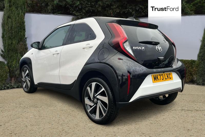 Used Toyota Aygo X 2023 for sale - 77036888: Photo 2