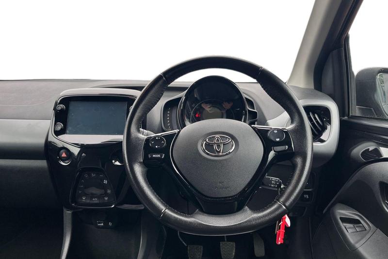 Used Toyota AYGO 2019 for sale - 77138176: Photo 11